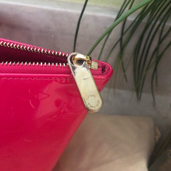 Louis Vuitton Vernis Bellevue PM - Picture 2 of 5